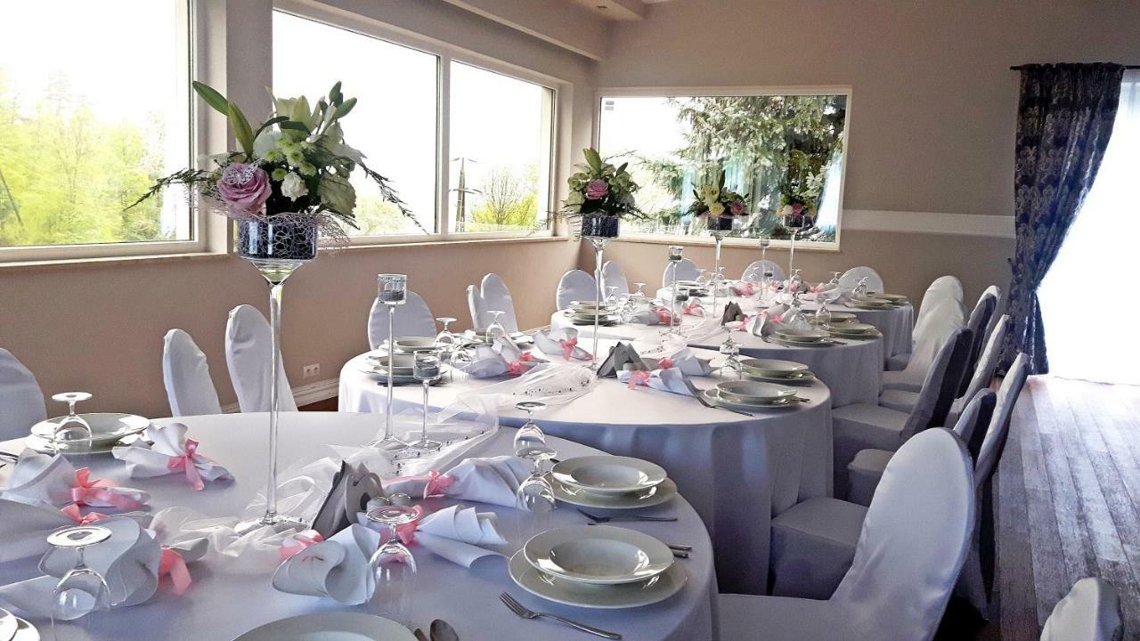 Koszarka Venue & Spa Gródek Nad Dunajcem Buitenkant foto